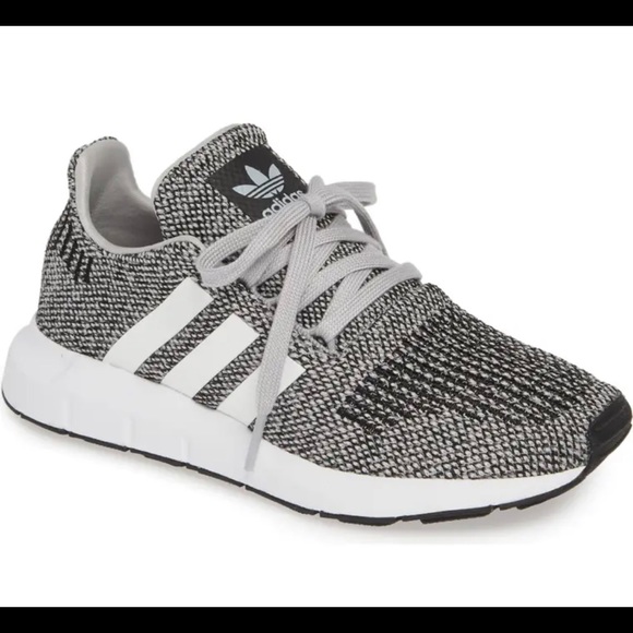 girls swift run adidas